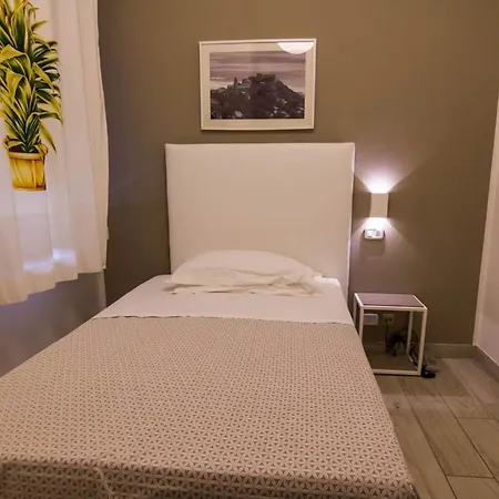 Hotel Mirella Castiglione della Pescaia Room photo