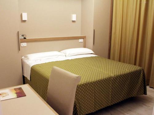 Mirella Hotel 3*